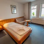 Pflum Mit Gaestehaus