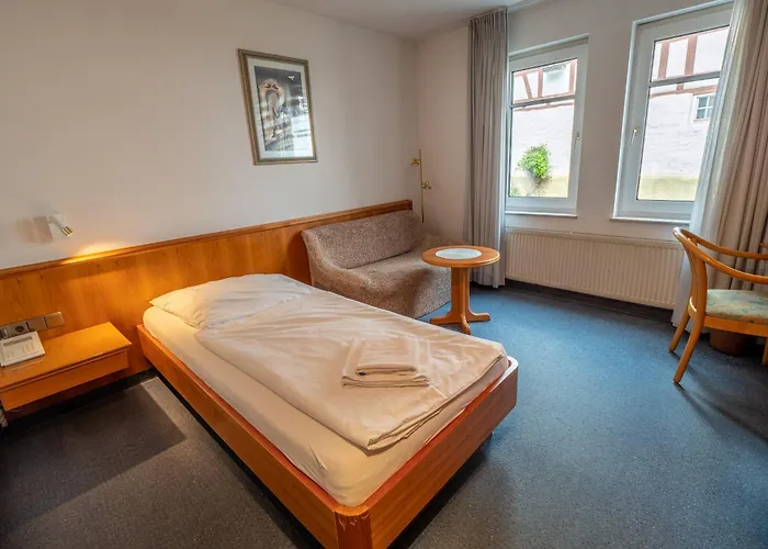 Pflum Mit Gaestehaus